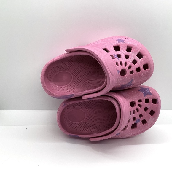 Cat & Jack | Crocks | size: 6 | color Pink | Bundle of Two - Picture 7 of 10